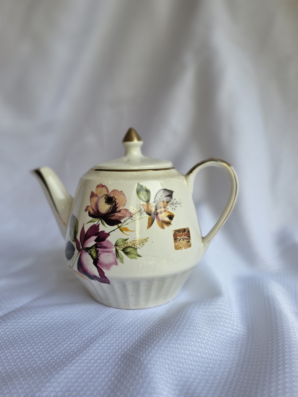 1950-60s Gibsons Made in England "Athens" Floral Teapot w/ Gold Accent